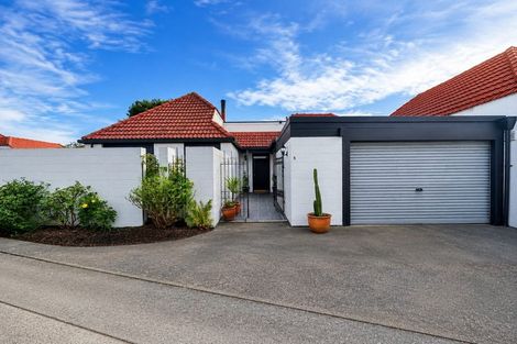 Photo of property in 3/73 Waimairi Road, Upper Riccarton, Christchurch, 8041