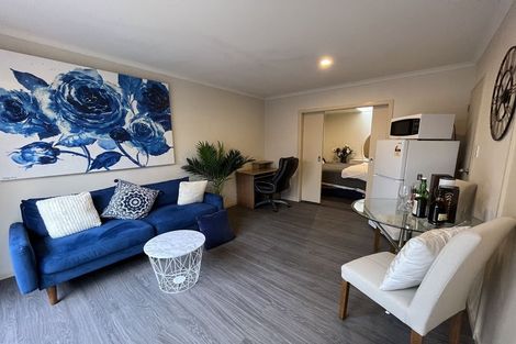 Photo of property in 25 Baltersan Drive, Flat Bush, Auckland, 2016
