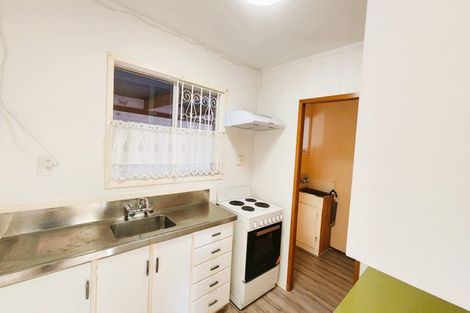 Photo of property in 26 Tamaki Bay Drive, Pakuranga, Auckland, 2010