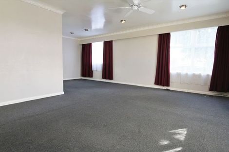 Photo of property in 44 Brains Road, Kelston, Auckland, 0602