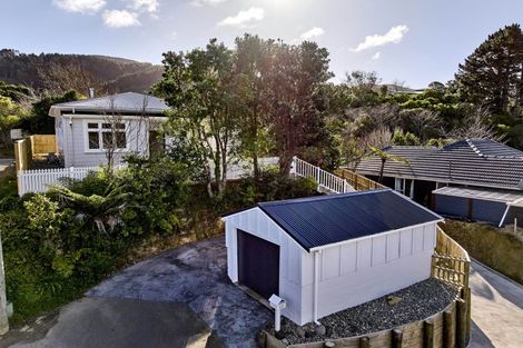 Photo of property in 237 Main Road, Tawa, Wellington, 5028