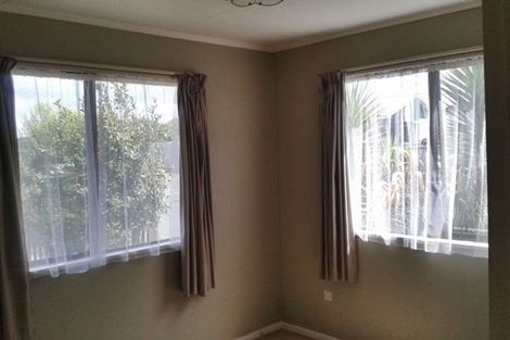 Photo of property in 72 Fraser Drive, Feilding, 4702