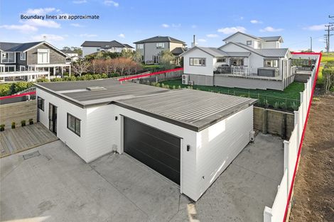 Photo of property in 100 Kaipara Portage Road, Riverhead, 0820