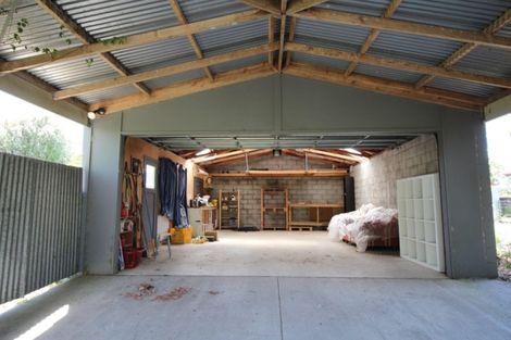 Photo of property in 42 Long Melford Road, Awapuni, Palmerston North, 4412