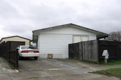 Photo of property in 4 Tiller Close, Kelvin Grove, Palmerston North, 4414