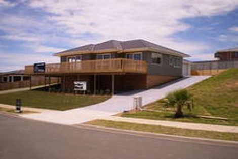 Photo of property in 16 Ralph Lane, Waihi Beach, 3611