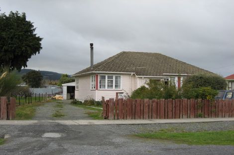 Photo of property in 51 Johnson Street, Milton, 9220