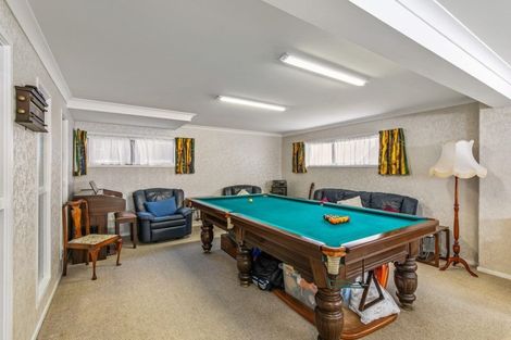 Photo of property in 10 Cyclades Place, Shelly Park, Auckland, 2014