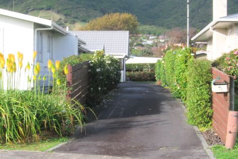 Photo of property in 7a Graham Grove, Waikanae, 5036