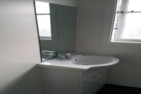 Photo of property in 120 Maidstone Road, Ilam, Christchurch, 8041