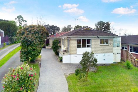 Photo of property in 1/38 Divich Avenue, Te Atatu South, Auckland, 0610