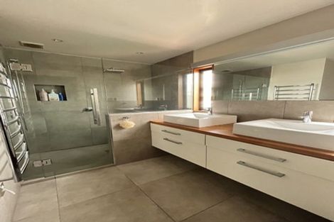 Photo of property in 16 Trevor Terrace, Paremata, Porirua, 5024