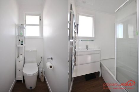 Photo of property in 16 Grant Crescent, Masterton, 5810