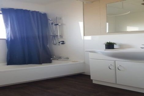 Photo of property in 23a Garland Drive, St Andrews, Hamilton, 3200