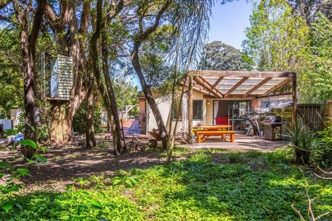 Photo of property in 4 Kereru Grove, Featherston, 5710