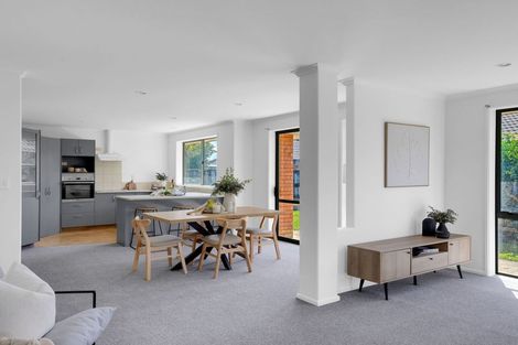 Photo of property in 5 Locksley Lane, Hamilton East, Hamilton, 3216