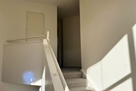 Photo of property in 2/16a Onepoto Road, Hauraki, Auckland, 0622