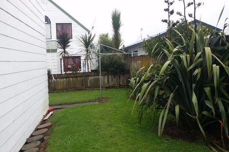 Photo of property in 26 Barneys Farm Road, Clendon Park, Auckland, 2103