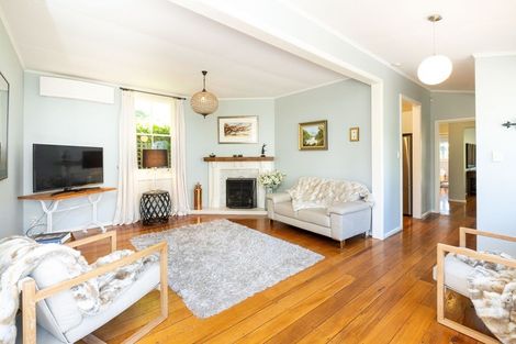 Photo of property in 15 Pipi Street, Te Awanga, 4102