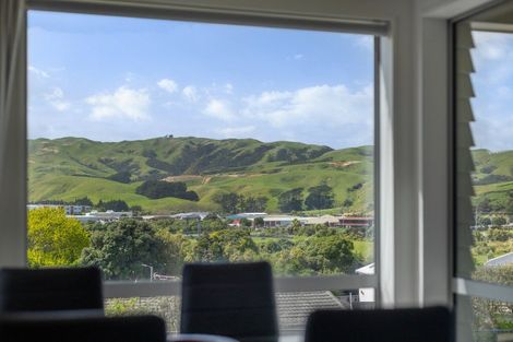 Photo of property in 5a Motuhara Road, Plimmerton, Porirua, 5026