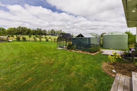 Photo of property in 11 Tiffen Lane, Waipawa, 4210