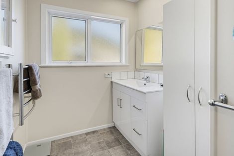 Photo of property in 10 Seaview Crescent, Picton, 7220