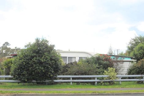 Photo of property in 200 Ocean Road, Whangamata, 3620