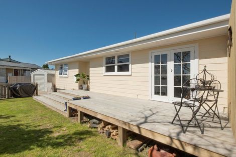 Photo of property in 24a Simpson Road, Papamoa Beach, Papamoa, 3118