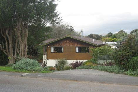 Photo of property in 110 Renown Road, Raumati South, Paraparaumu, 5032