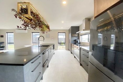 Photo of property in 16 Munro Lane, Rolleston, 7615