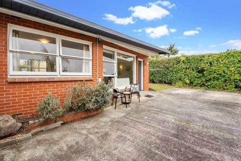 Photo of property in 2/29 Dudley Road, Mission Bay, Auckland, 1071