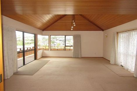 Photo of property in 1/50 Masterton Road, Rothesay Bay, Auckland, 0630