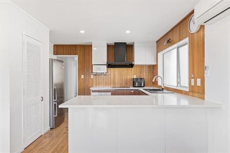 Photo of property in 1/2 Perendale Close, Somerville, Auckland, 2014