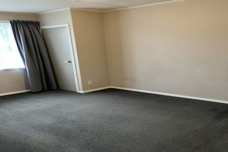 Photo of property in 8 Bird Grove, Stokes Valley, Lower Hutt, 5019