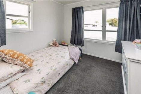 Photo of property in 8a Kings Avenue, Gonville, Whanganui, 4501