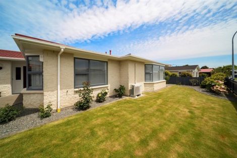 Photo of property in 1 Heather Lea, Hawera, 4610