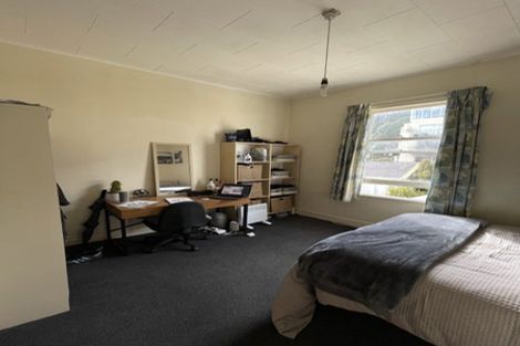 Photo of property in 77 Austin Street, Mount Victoria, Wellington, 6011