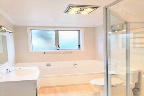 Photo of property in 6 Kereru Close, Halfway Bush, Dunedin, 9010