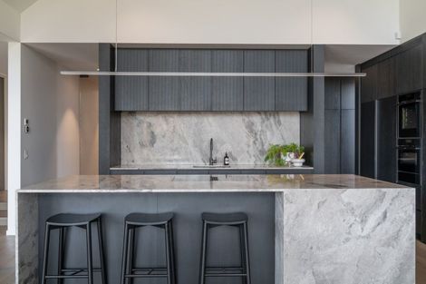 Photo of property in 15 Hackett Road, Jacks Point, Queenstown, 9371