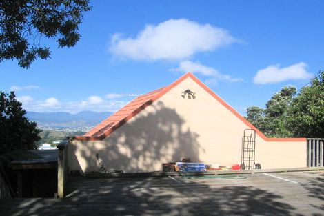 Photo of property in 15b Mitchell Street, Brooklyn, Wellington, 6021