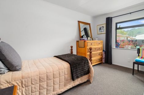 Photo of property in 20b Logan Street, Fairy Springs, Rotorua, 3015