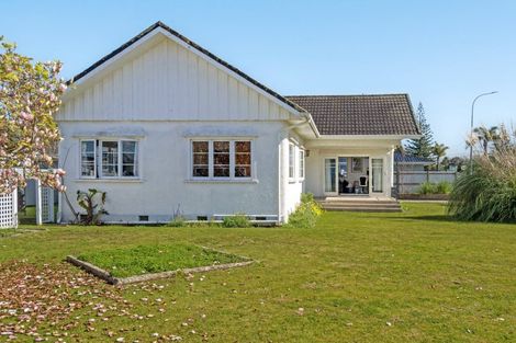 Photo of property in 828 Gladstone Road, Te Hapara, Gisborne, 4010