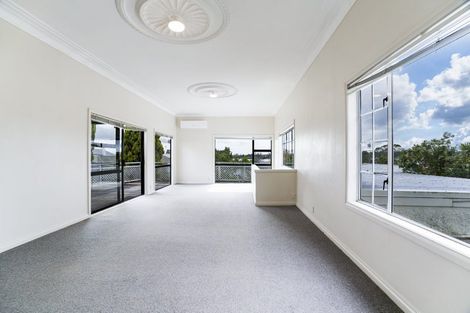 Photo of property in 5 Cambrai Avenue, Mount Roskill, Auckland, 1041