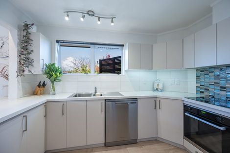 Photo of property in 12 Malthouse Crescent, Brightwater, 7022