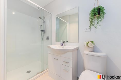 Photo of property in 11 Kapuarangi Lane, Papakura, 2110