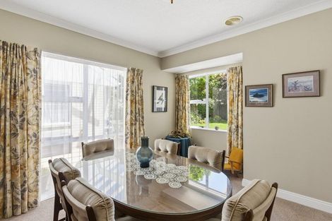 Photo of property in 9 Maple Lane, Waikanae, 5036