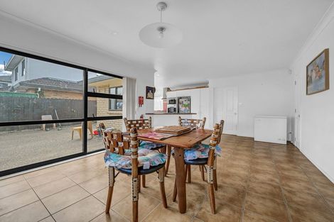 Photo of property in 25a Rothery Road, Hillpark, Auckland, 2102