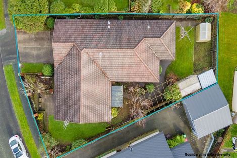 Photo of property in 11 Karnak Crescent, Russley, Christchurch, 8042