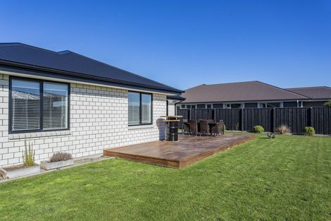 Photo of property in 12 Tutaipatu Avenue, Pegasus, 7612