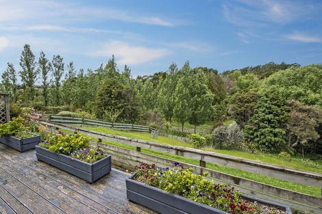 Photo of property in 37 Pahi Road, Paparoa, 0571